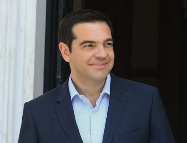 Στο Λονδίνο ο Τσίπρας -Συναντήσεις με Μέι, Κόρμπιν και επενδυτικούς οίκους